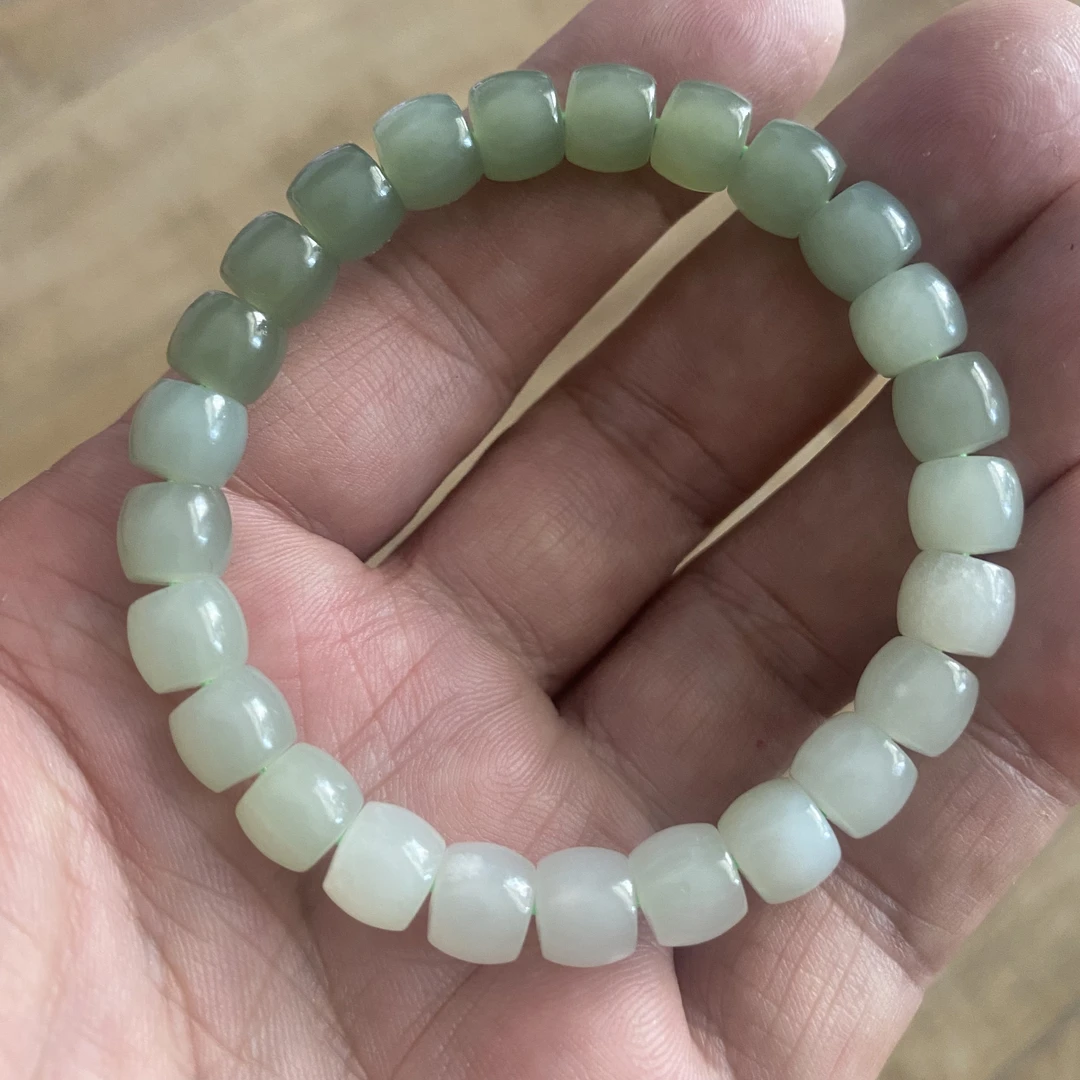 天然和田玉冰晴水渐变直切女款单圈手链和田玉直筒直切浅色系手串