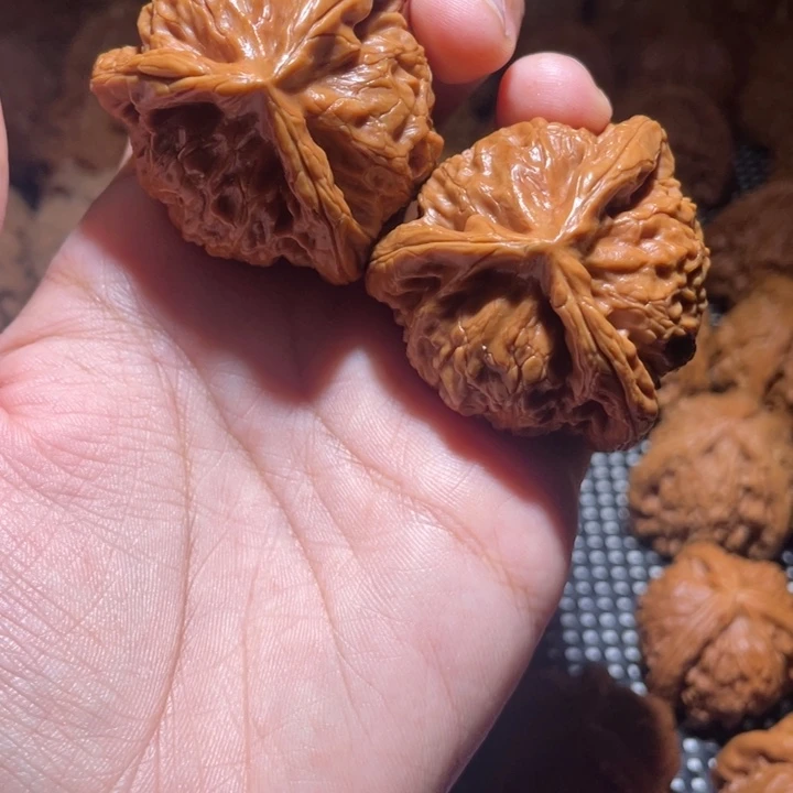 Y***.吊坠文玩核桃宫灯拼接