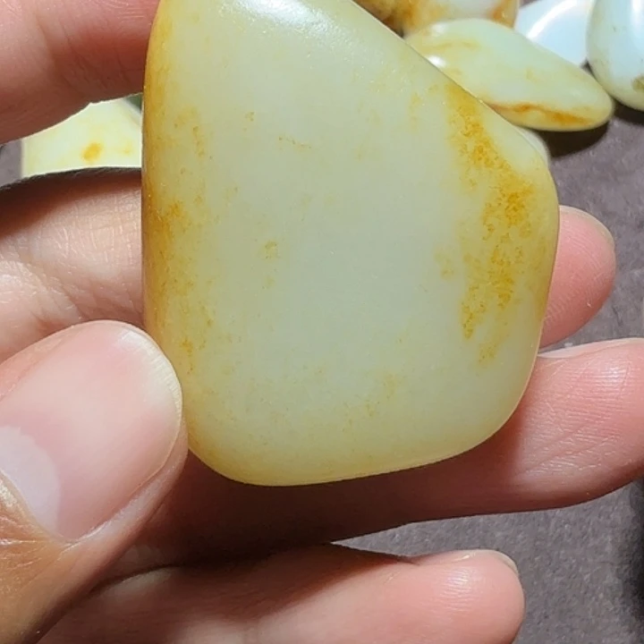 和田玉（糖玉）未镶嵌挂件