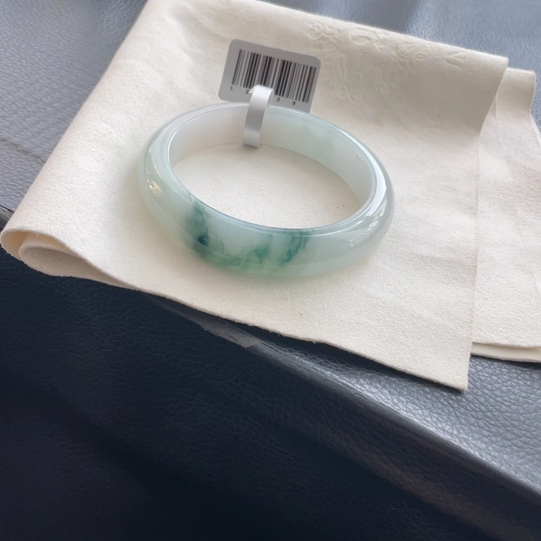 翡翠未镶嵌手镯纹裂55正圈