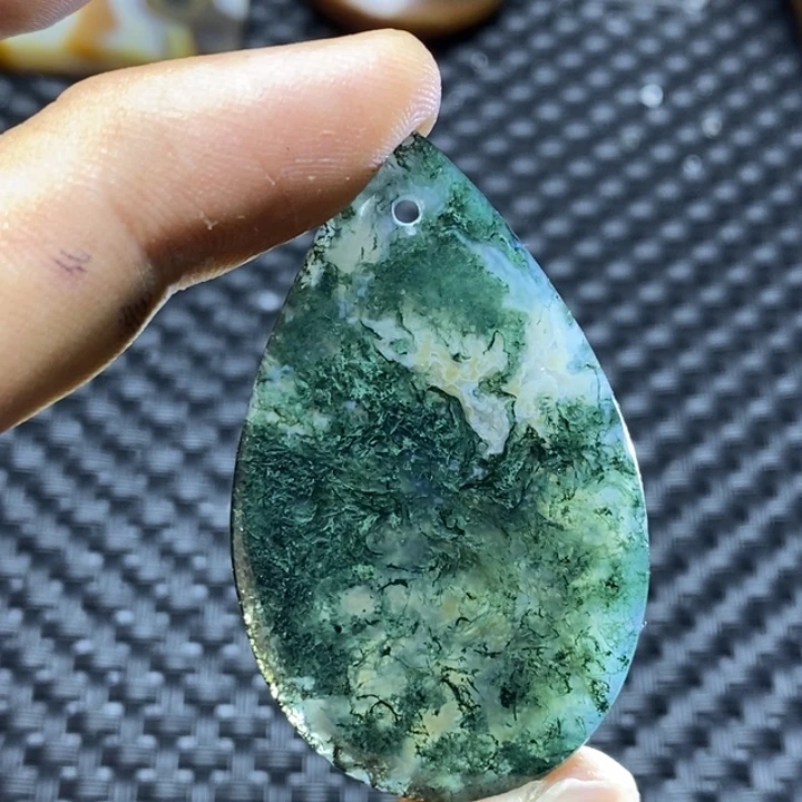 玛瑙/玉髓颈饰未镶嵌娃*