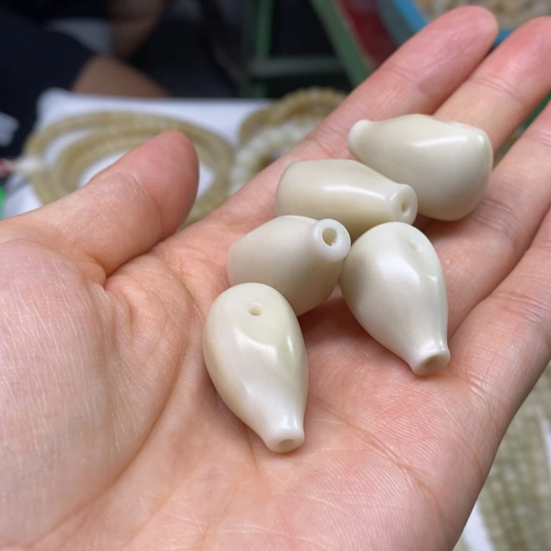 菩提根/象牙果吊坠象牙果三通卡16左右微笑不挑