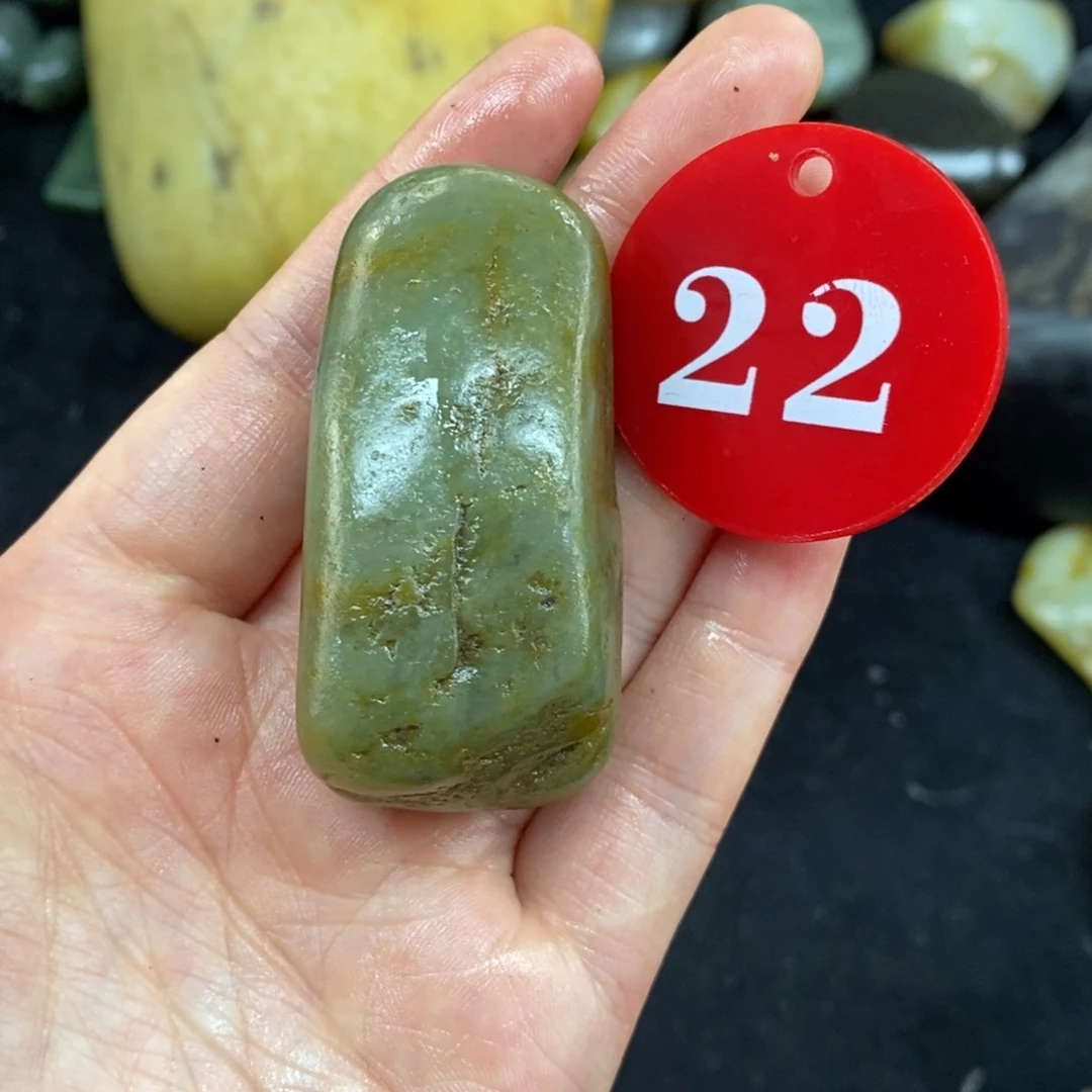 未镶嵌和田玉挂件