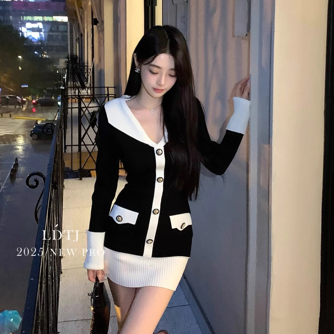 秋名媛气质撞色V领修身长袖针织连衣裙女