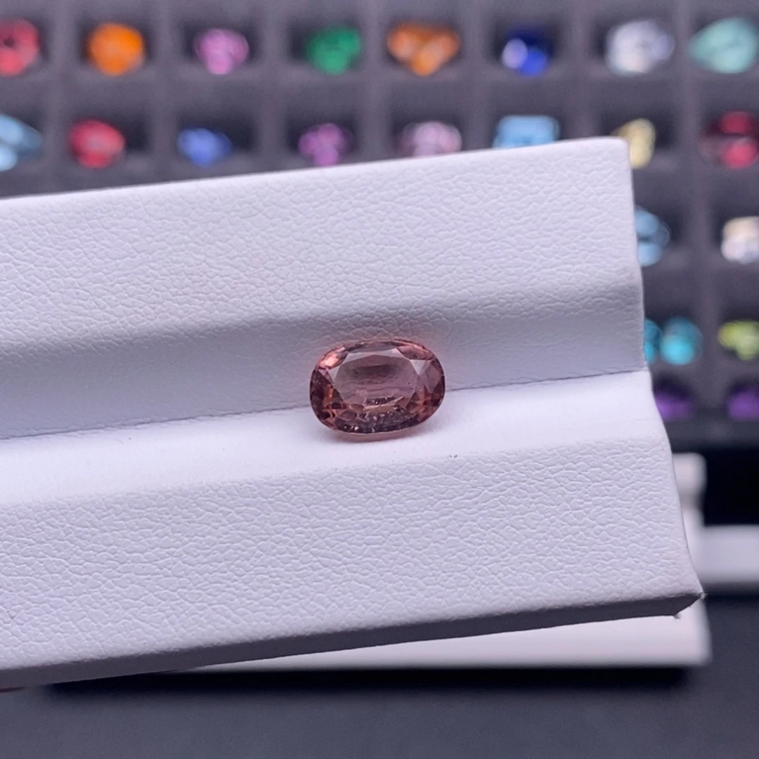 碧玺裸石未镶嵌樱花粉2.34克拉