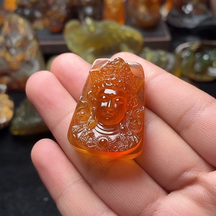 琥珀未镶嵌颈饰58