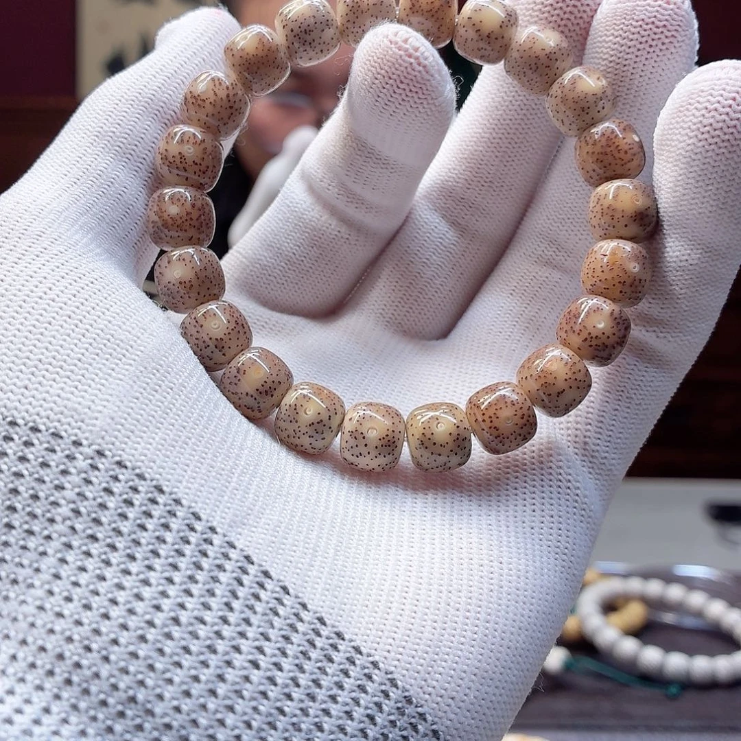 星月菩提吊坠一物一图，80号