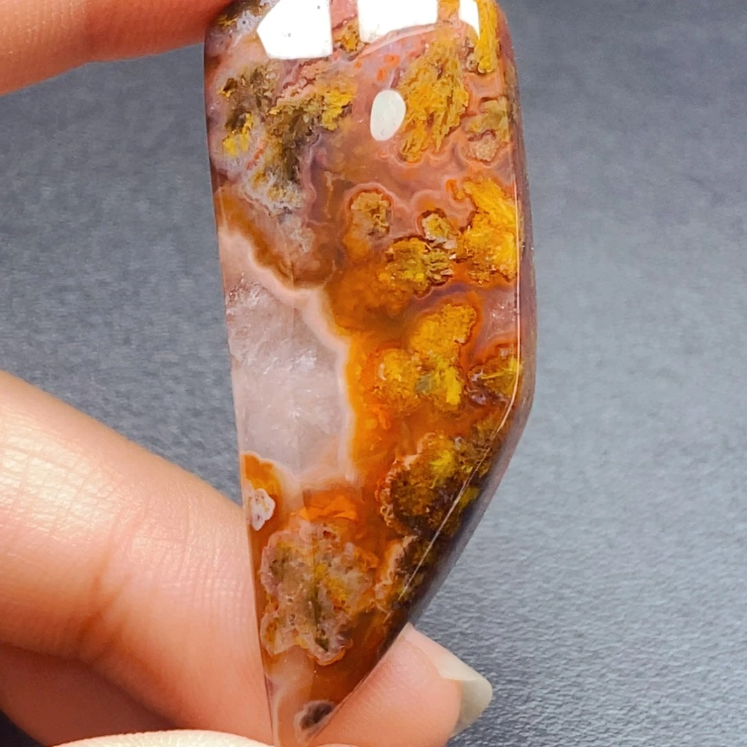 未镶嵌吊坠(不含链)玛瑙/玉髓心**水