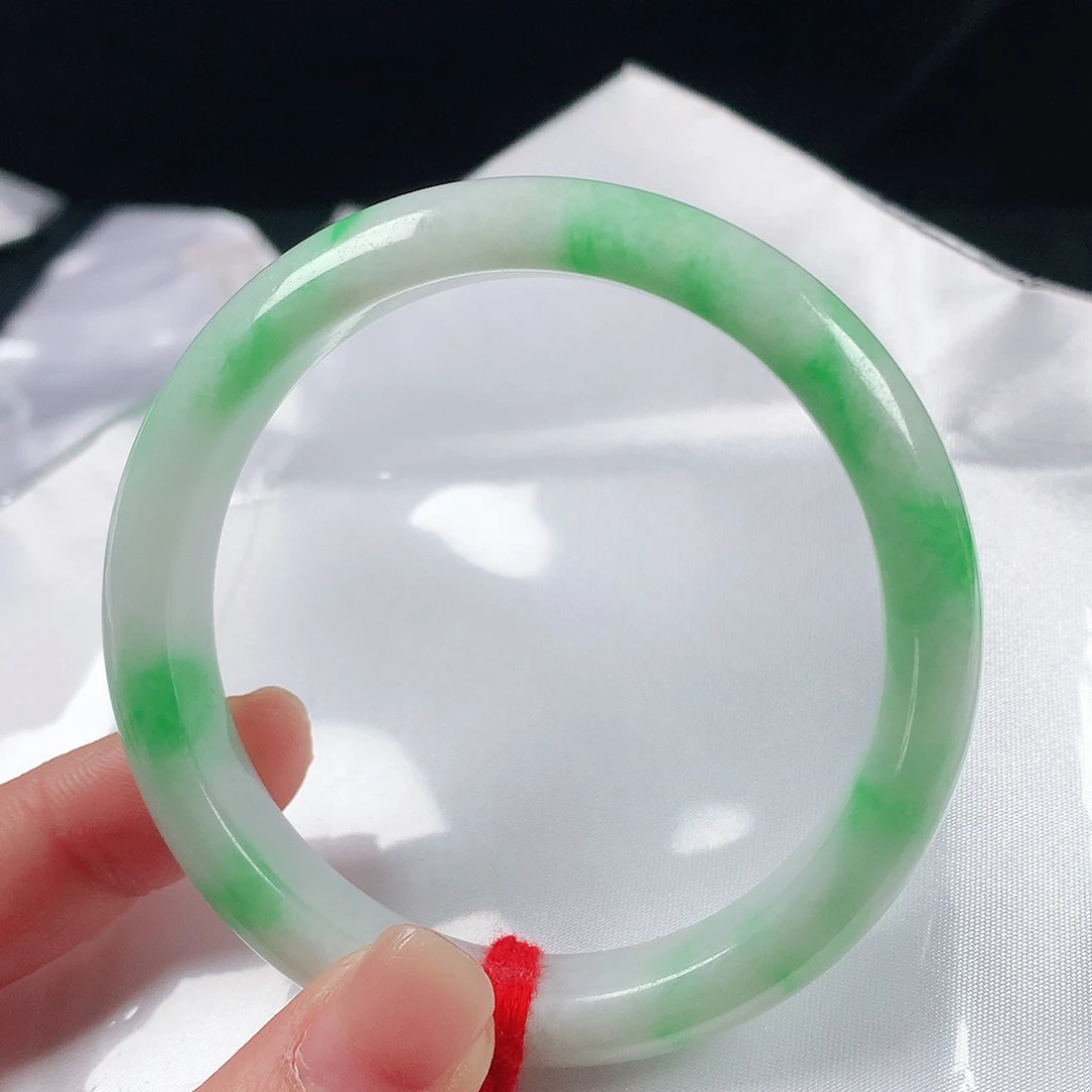翡翠手镯未镶嵌56圈2457