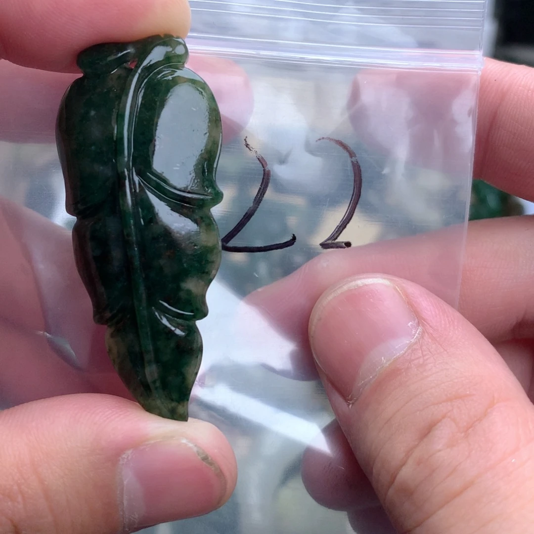 独山玉未镶嵌珠宝半成品