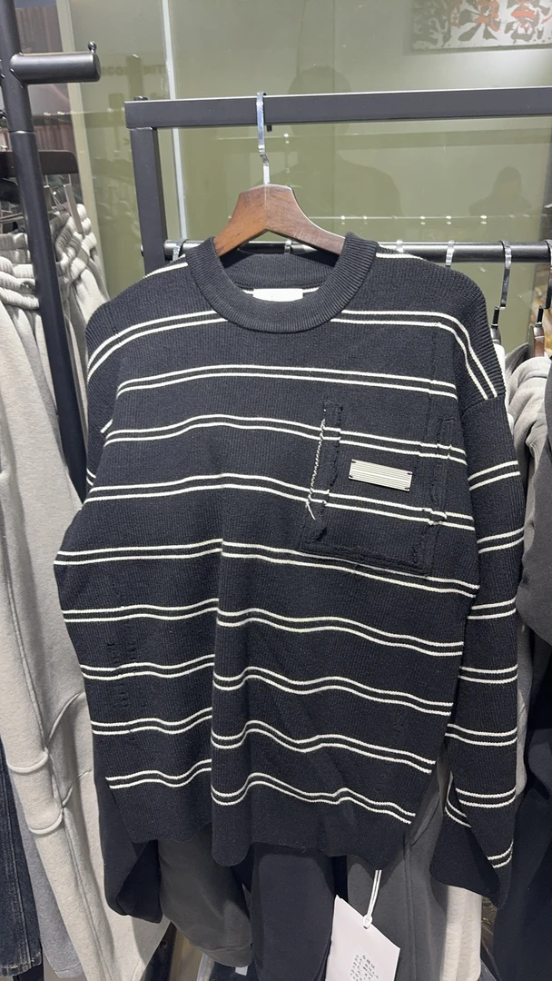 男女同款横条毛衣