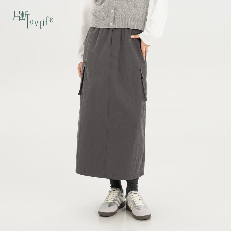片断半身裙女2024秋季新款松紧腰休闲开衩设计感工装深灰直筒裙