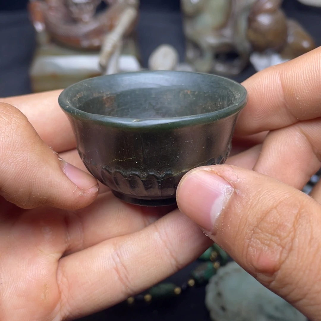 和田玉（糖玉）未镶嵌挂件