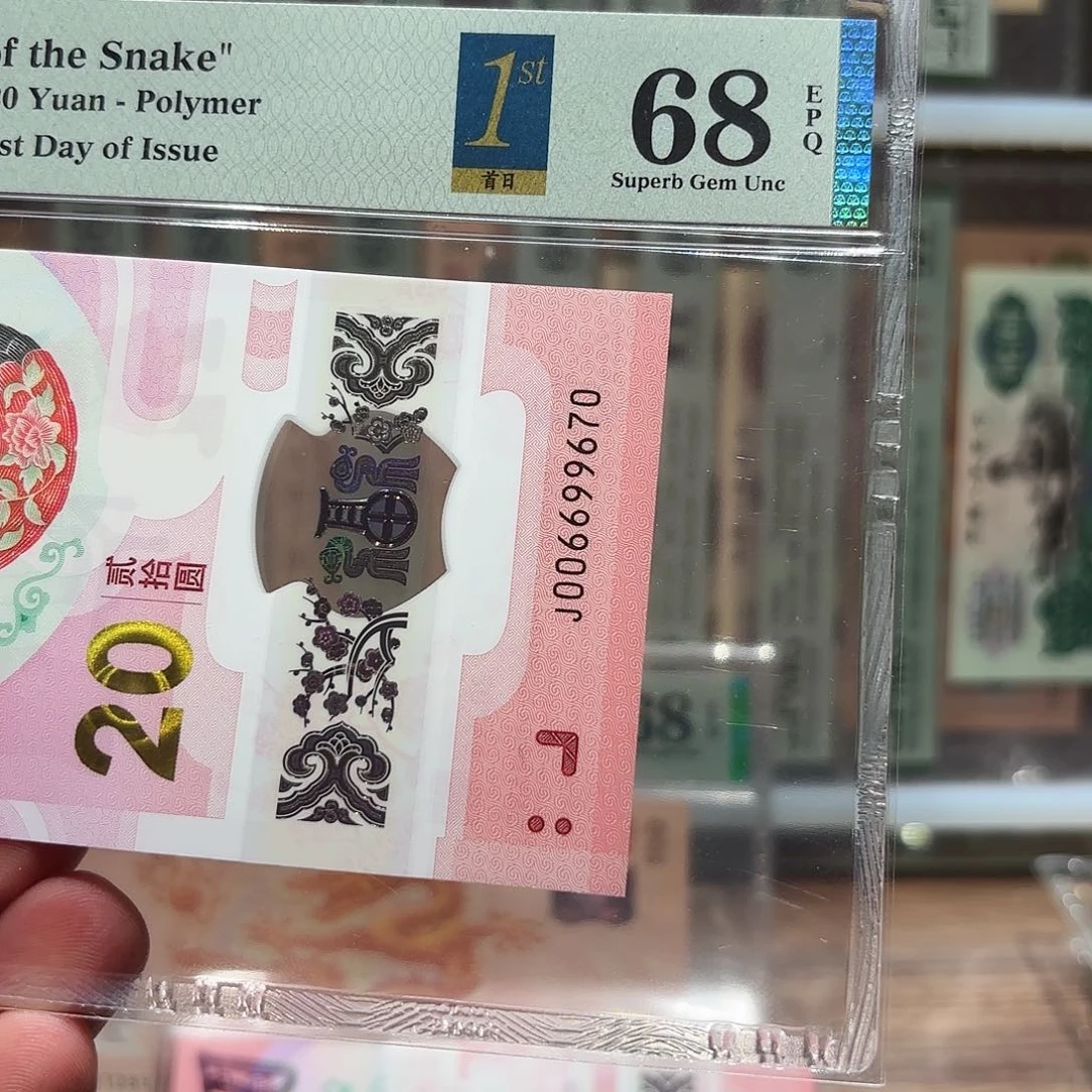 金钩王首期标，单7美评68分