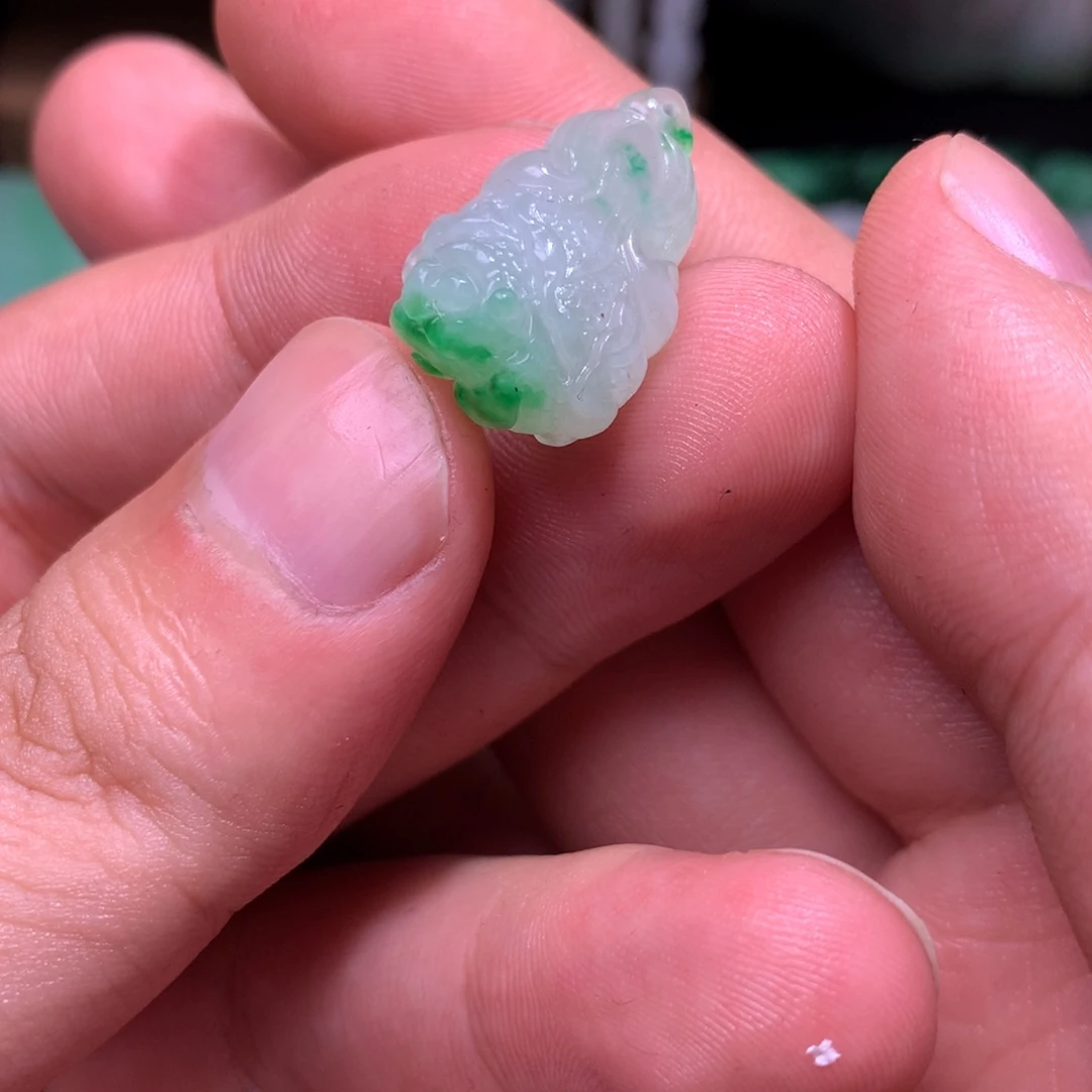 定制翡翠未镶嵌毛货