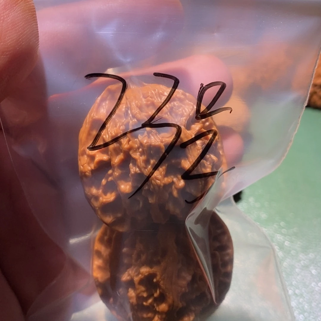 吊坠桃核苹果也太好吃惹