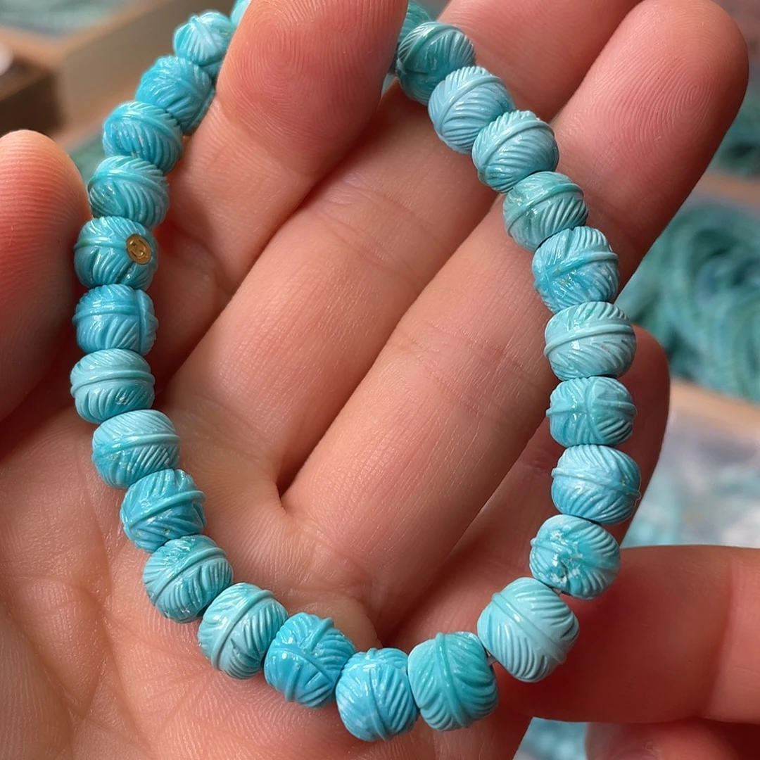 绿松石未镶嵌颈饰