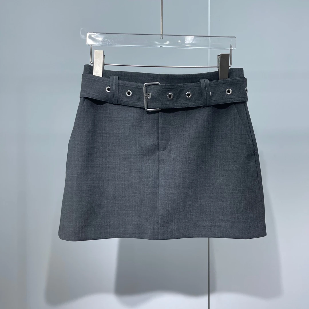 艾家2025 新款 百搭时尚半裙3523