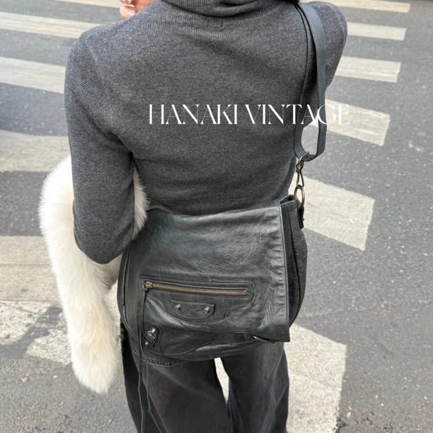 95新 Balenciaga/巴黎世家 花绮中古/巴黎世家翻盖机车斜挎包