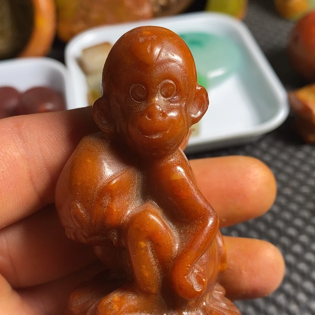 岫玉未镶嵌珠宝奇石