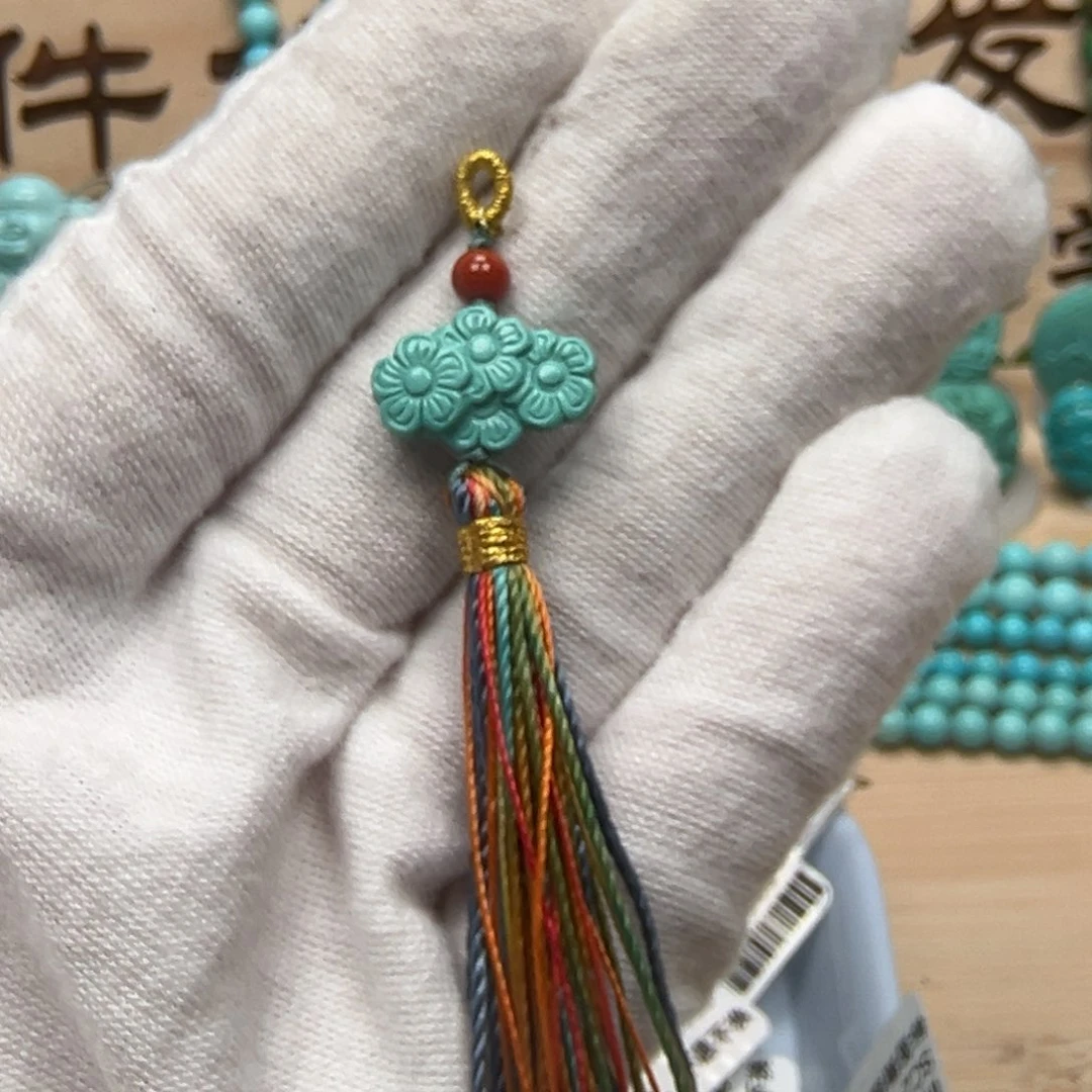 绿松石雕刻未镶嵌