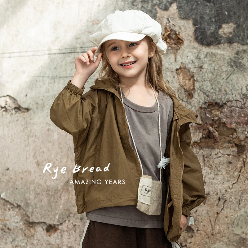 ryebread/黑面包童装 韩系纯色女小童拉链连帽印花防晒外套4夏