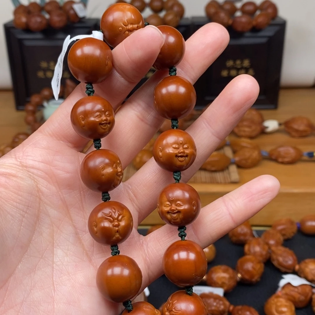 手串橄榄核曹华老师童趣百态