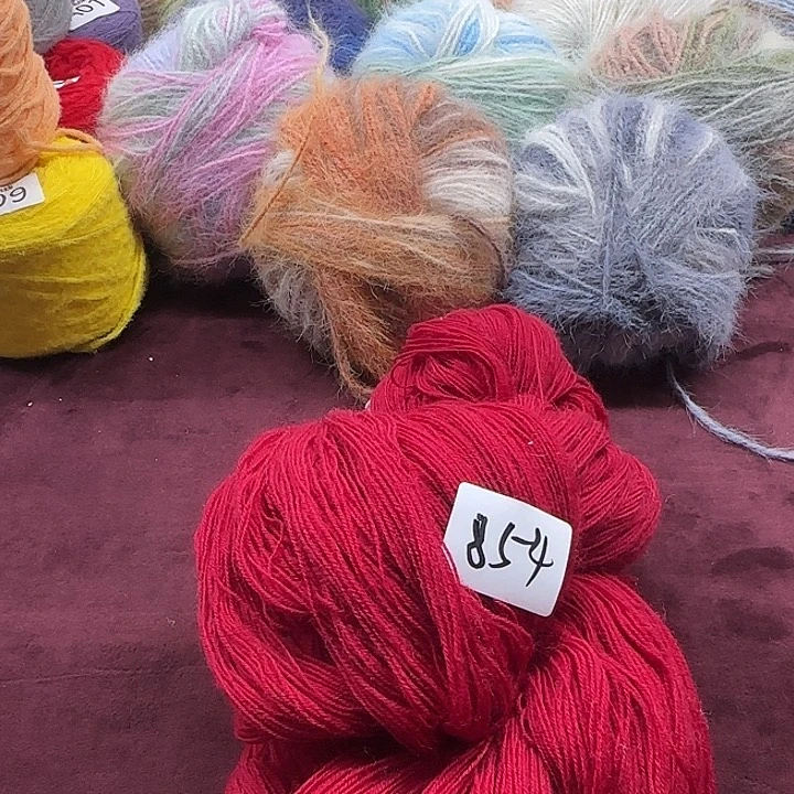 28 支 3 股纯羊毛 854