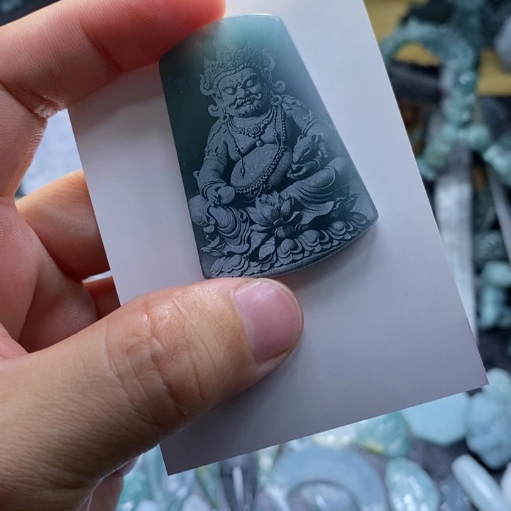 定制翡翠未镶嵌毛毛