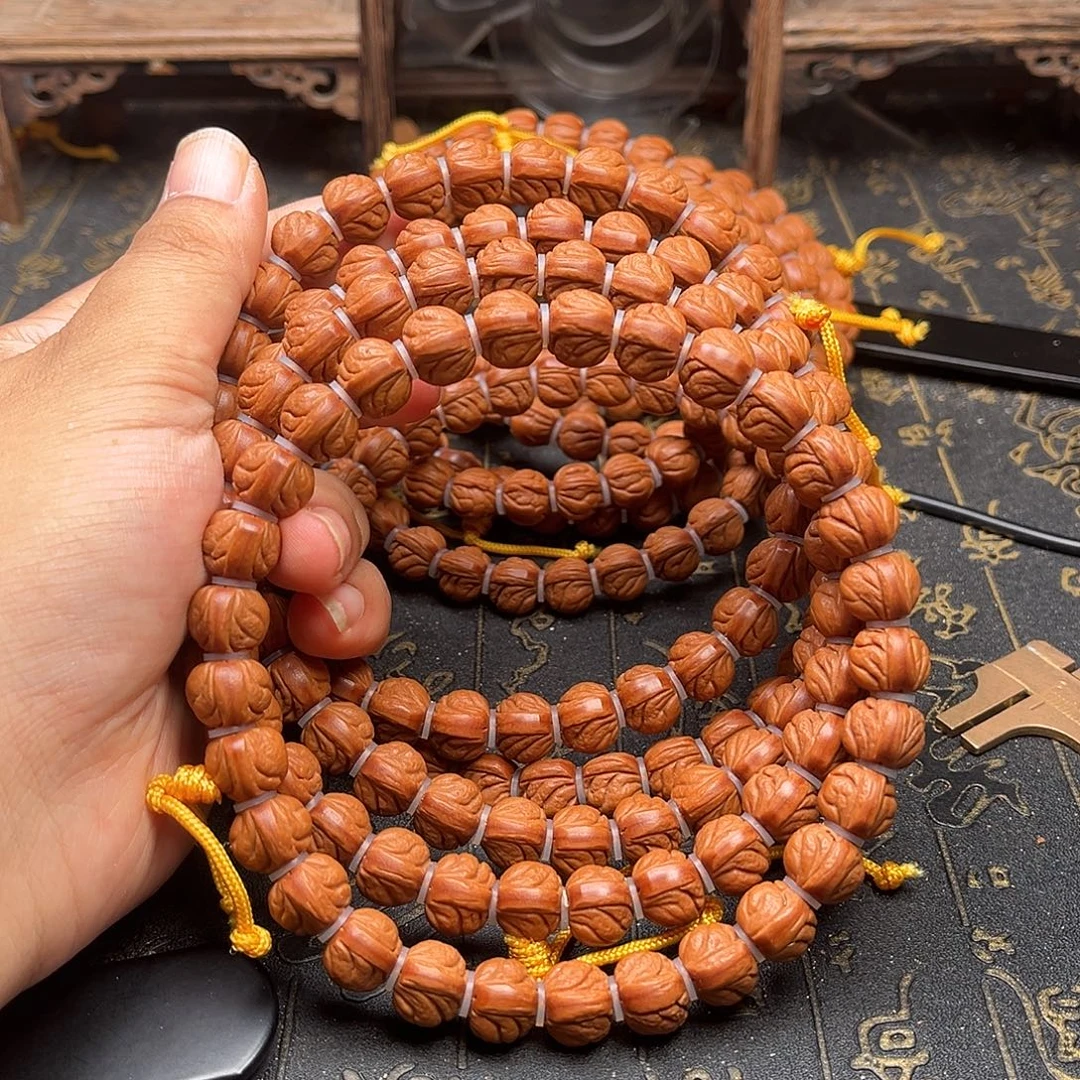 吊坠桃核小龙纹手持