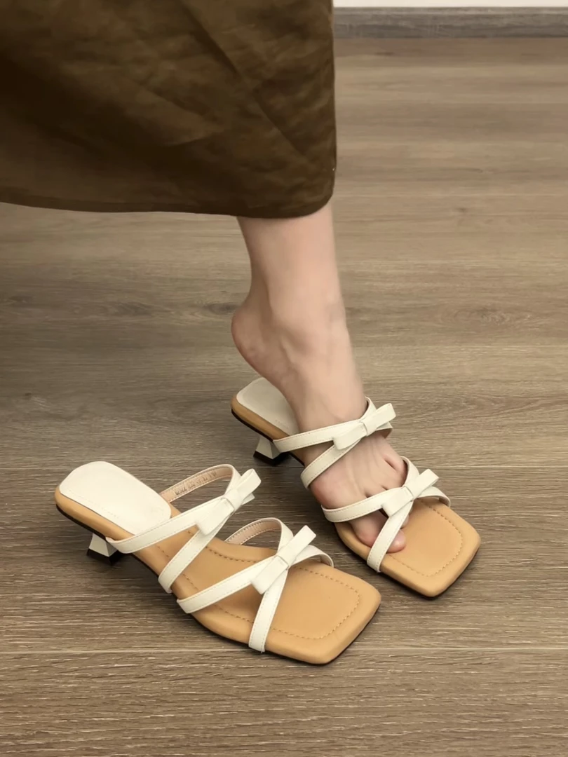 Dannyfrey仙女风2025夏季新绝美蝴蝶结粗跟方头一字女外穿凉拖鞋