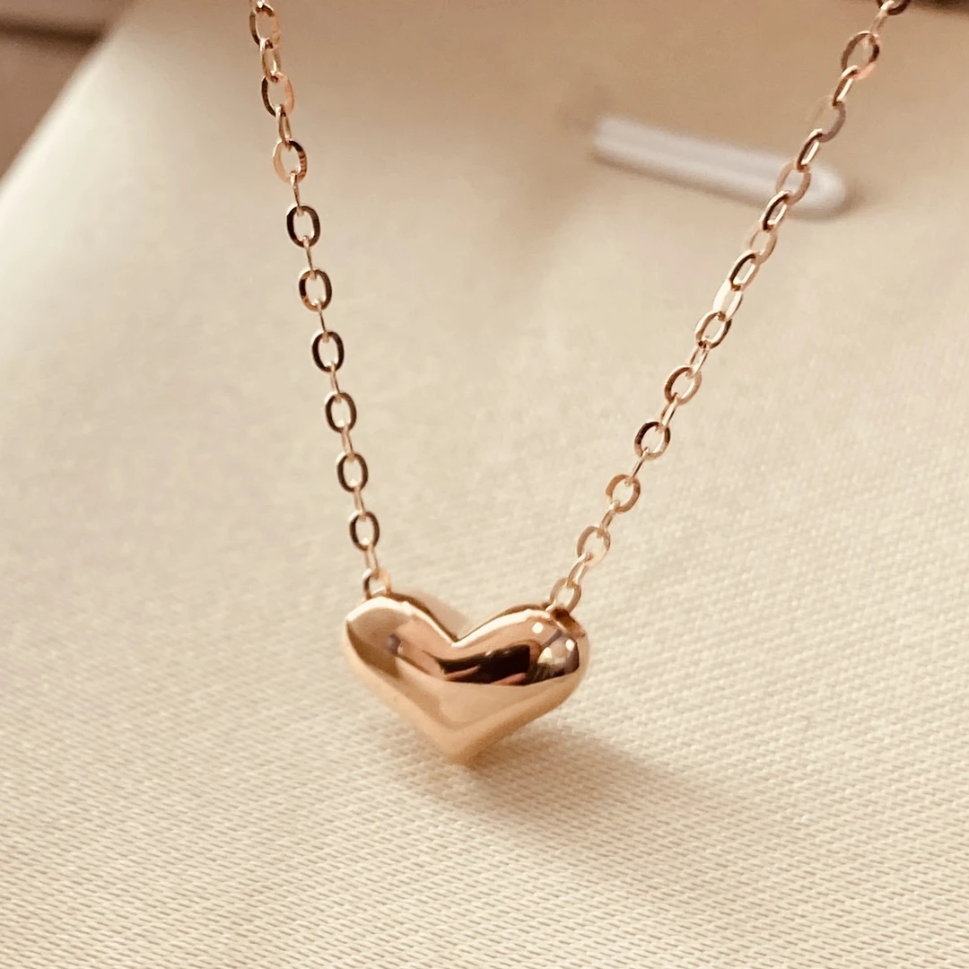18K金心形项链爱心玫瑰金小胖心彩金爆款锁骨链时尚气质轻奢百搭