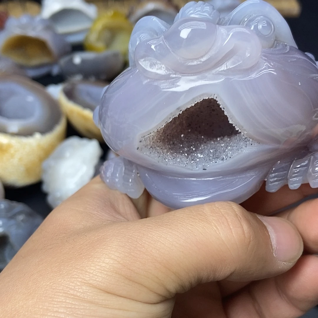 玛瑙/玉髓未镶嵌珠宝奇石