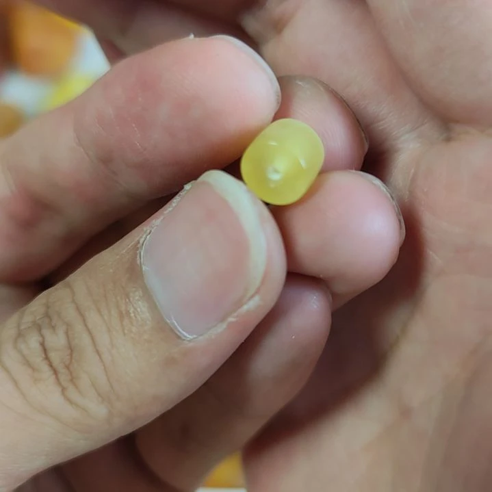 未镶嵌蜜蜡裸石8.8*7.1mm