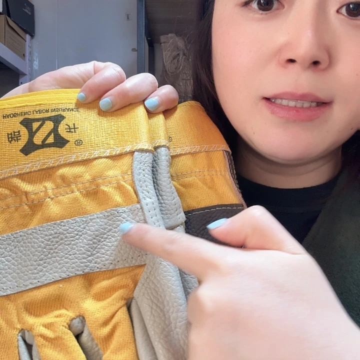 皮手套全新两副颜色随机