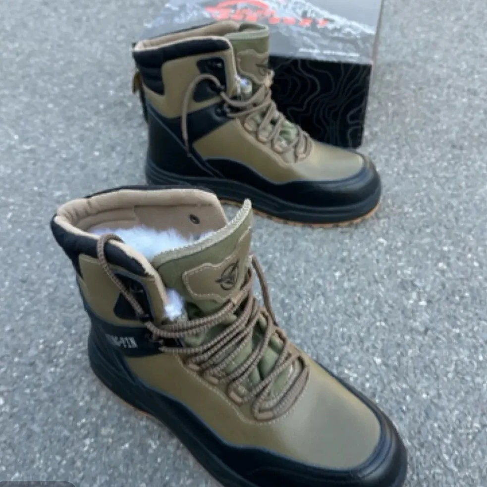 592男士加厚羊毛皮毛一体雪地靴保暖防滑【大一码拍】