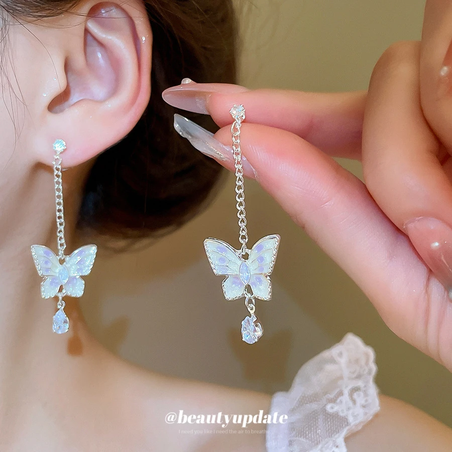 合金耳饰 锆石蝴蝶流苏耳环新款潮流百搭耳钉女精致时尚耳饰设计