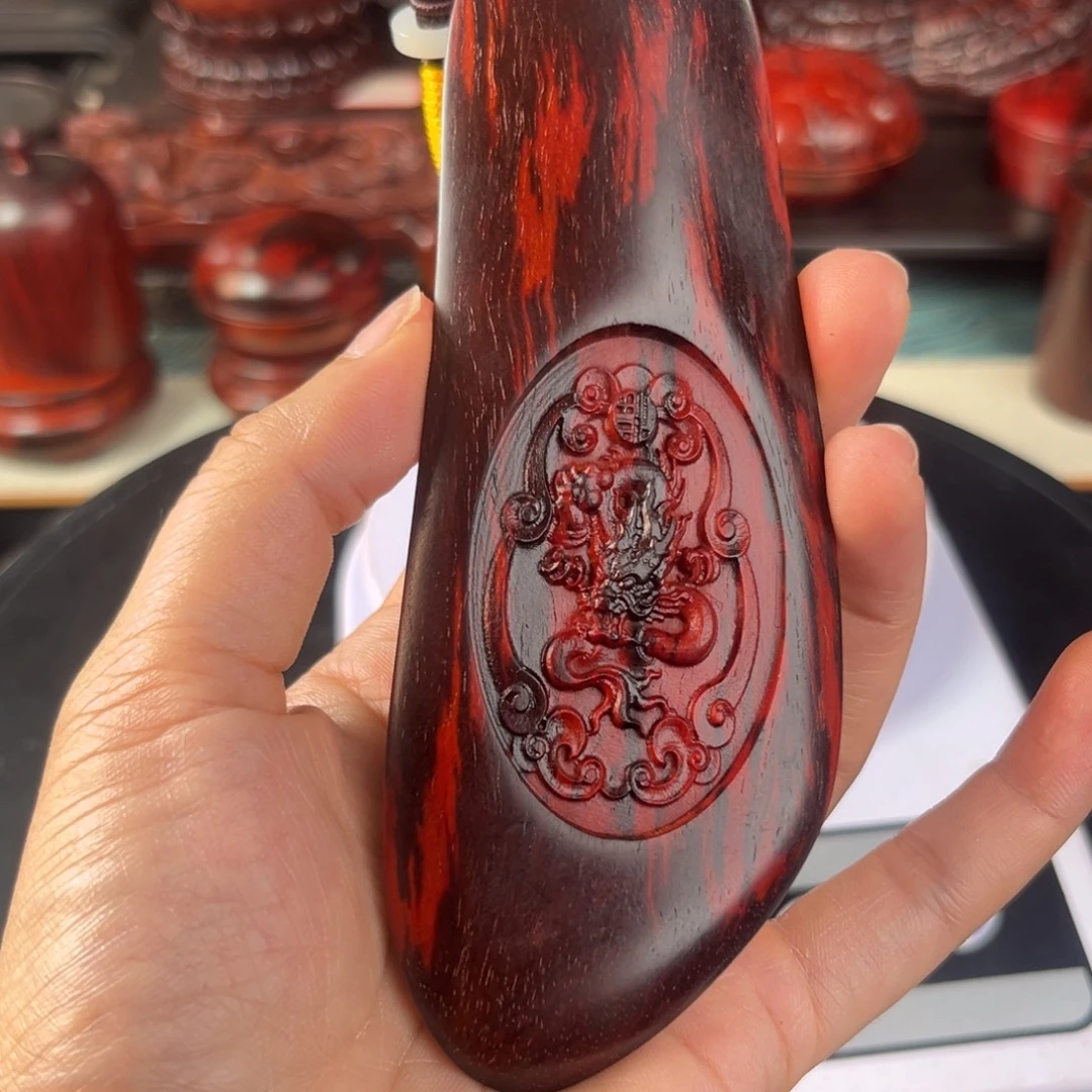 盯***盯小叶紫檀印度小叶紫檀龙牌