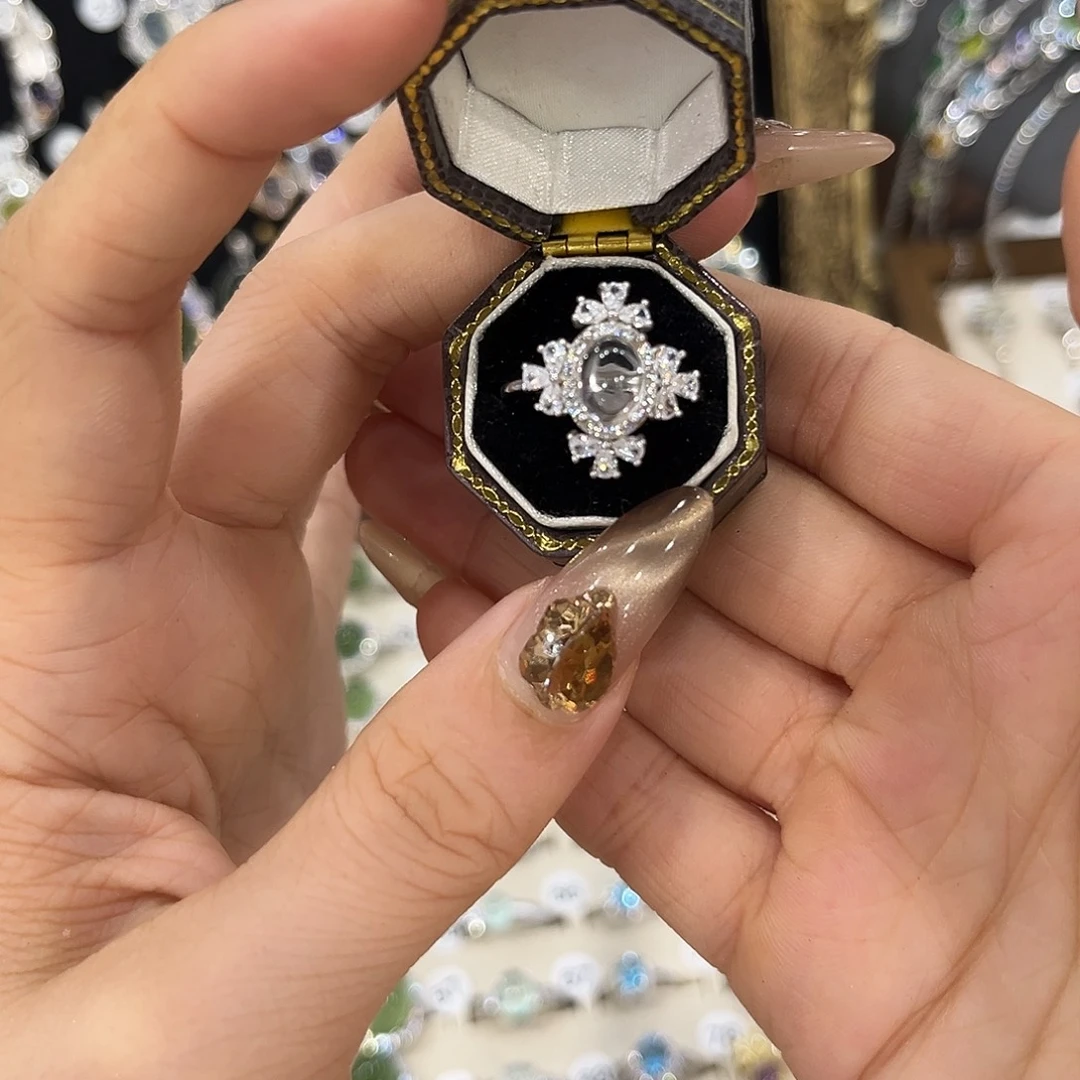 合金蛇纹石玉颈饰