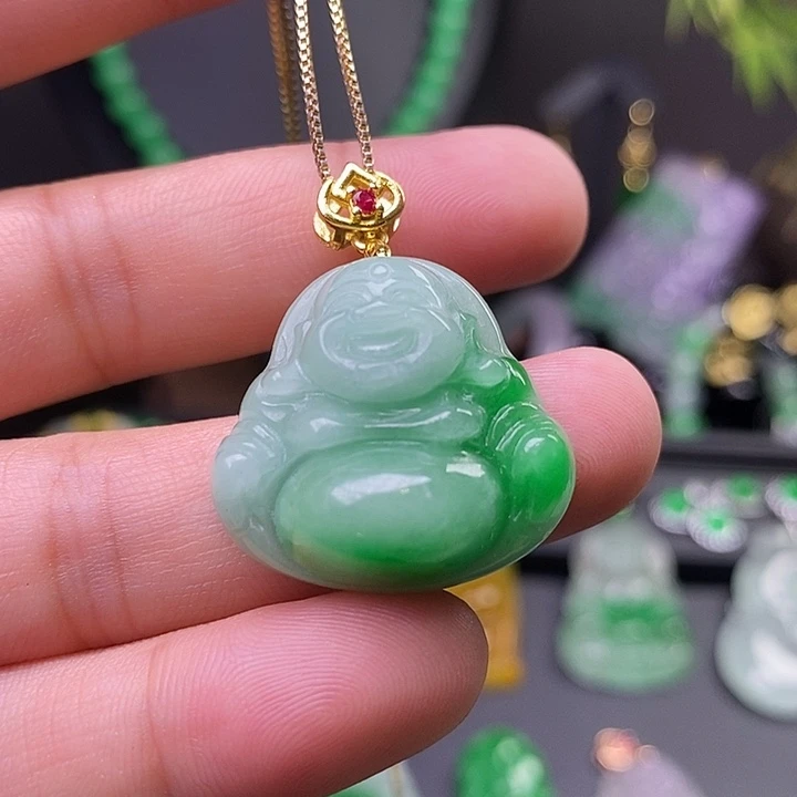 翡翠未镶嵌吊坠(赠链)