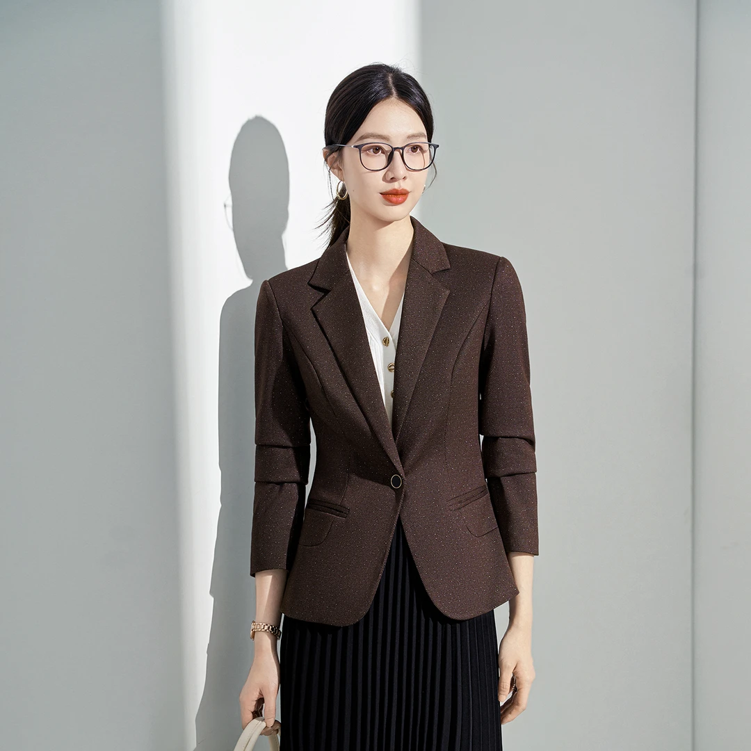高级感小西装外套女春秋2025新款通勤气质修身小个子时尚西服上衣