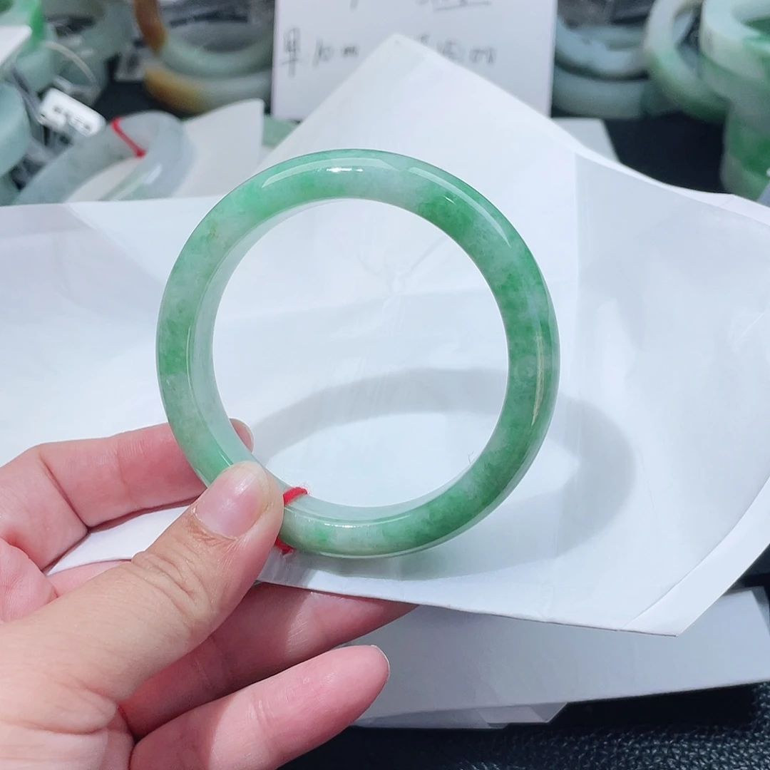 翡翠未镶嵌手镯56.2圈口