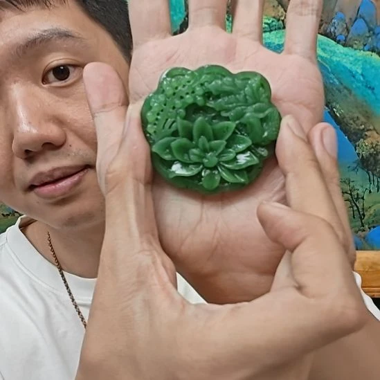 和田玉未镶嵌颈饰杨*君