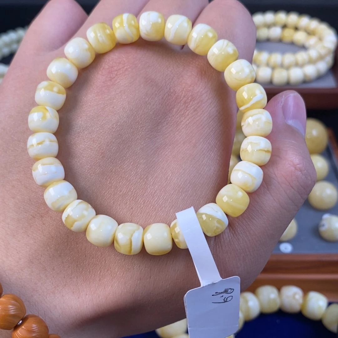 未镶嵌蜜蜡珠宝奇石