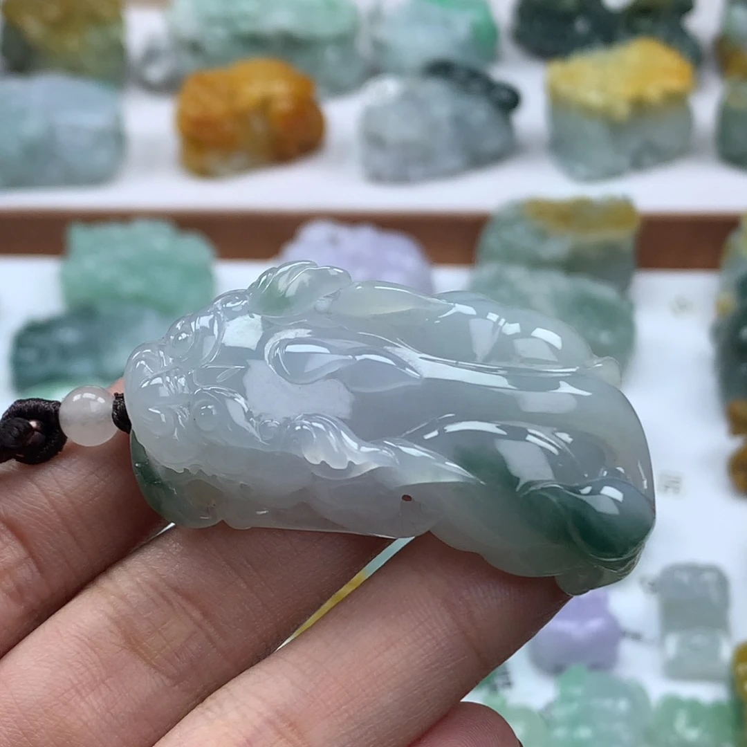 翡翠未镶嵌颈饰翡翠貔貅24