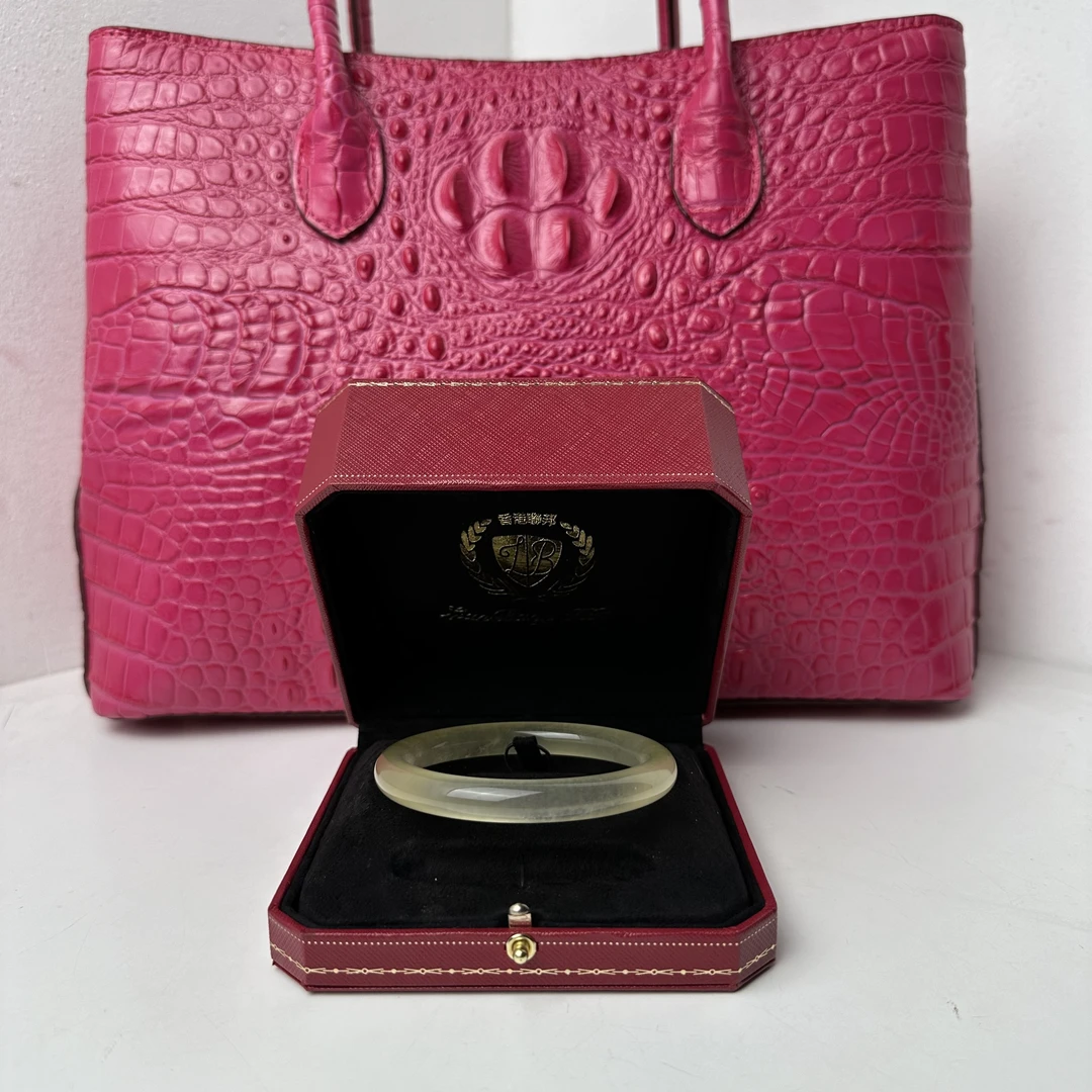 4813【高级定制】收藏级轻奢时尚设计手镯送礼盒（多