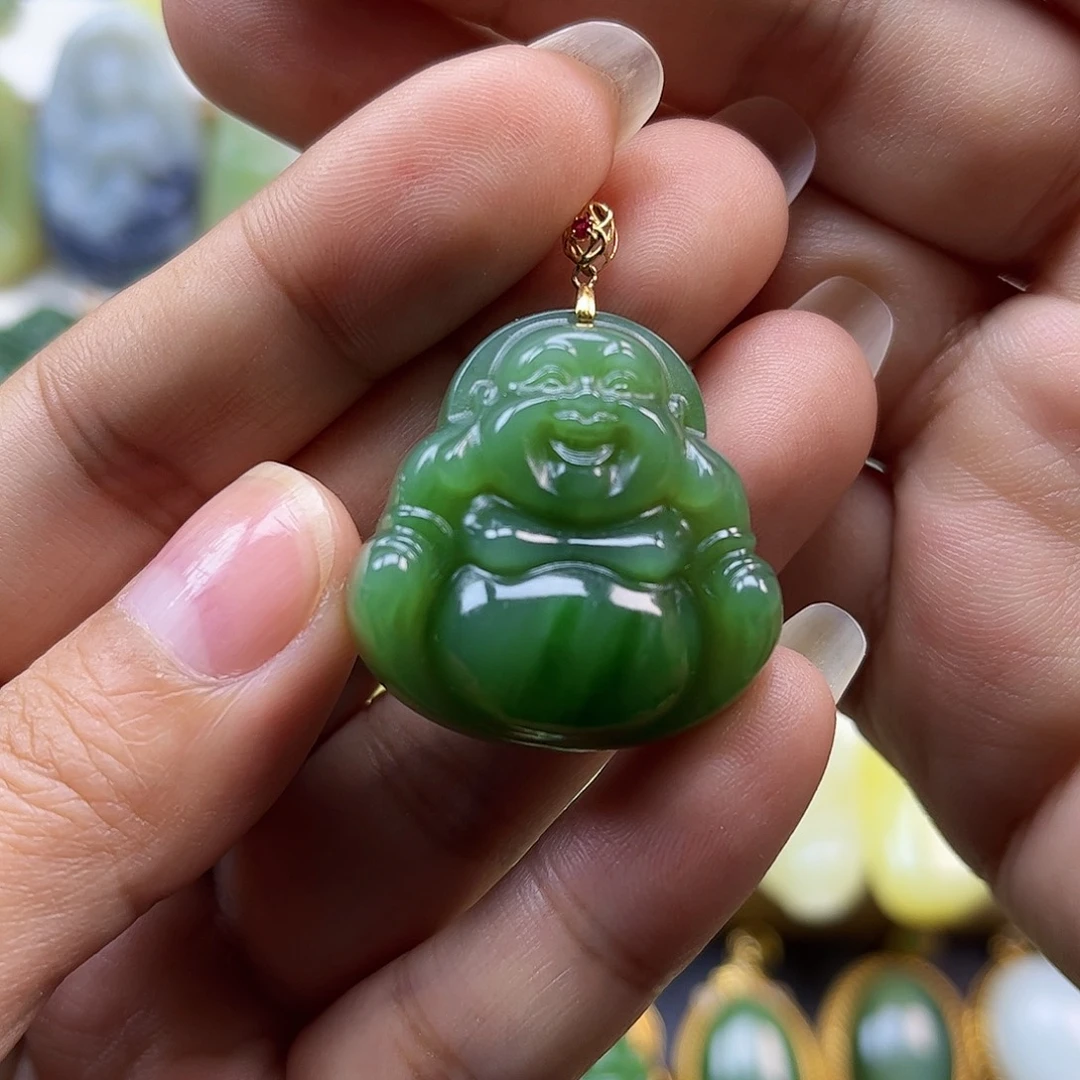 和田玉18K金镶嵌颈饰