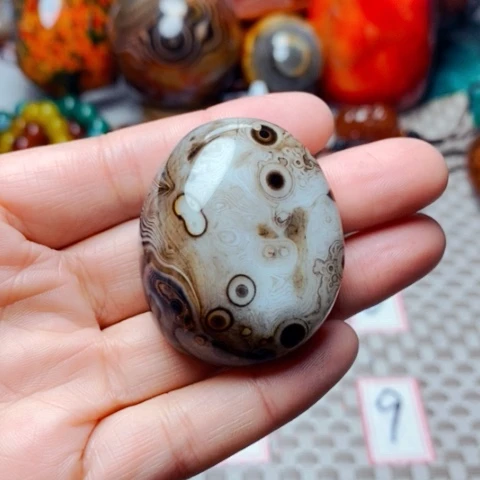 未镶嵌玛瑙/玉髓珠宝奇石