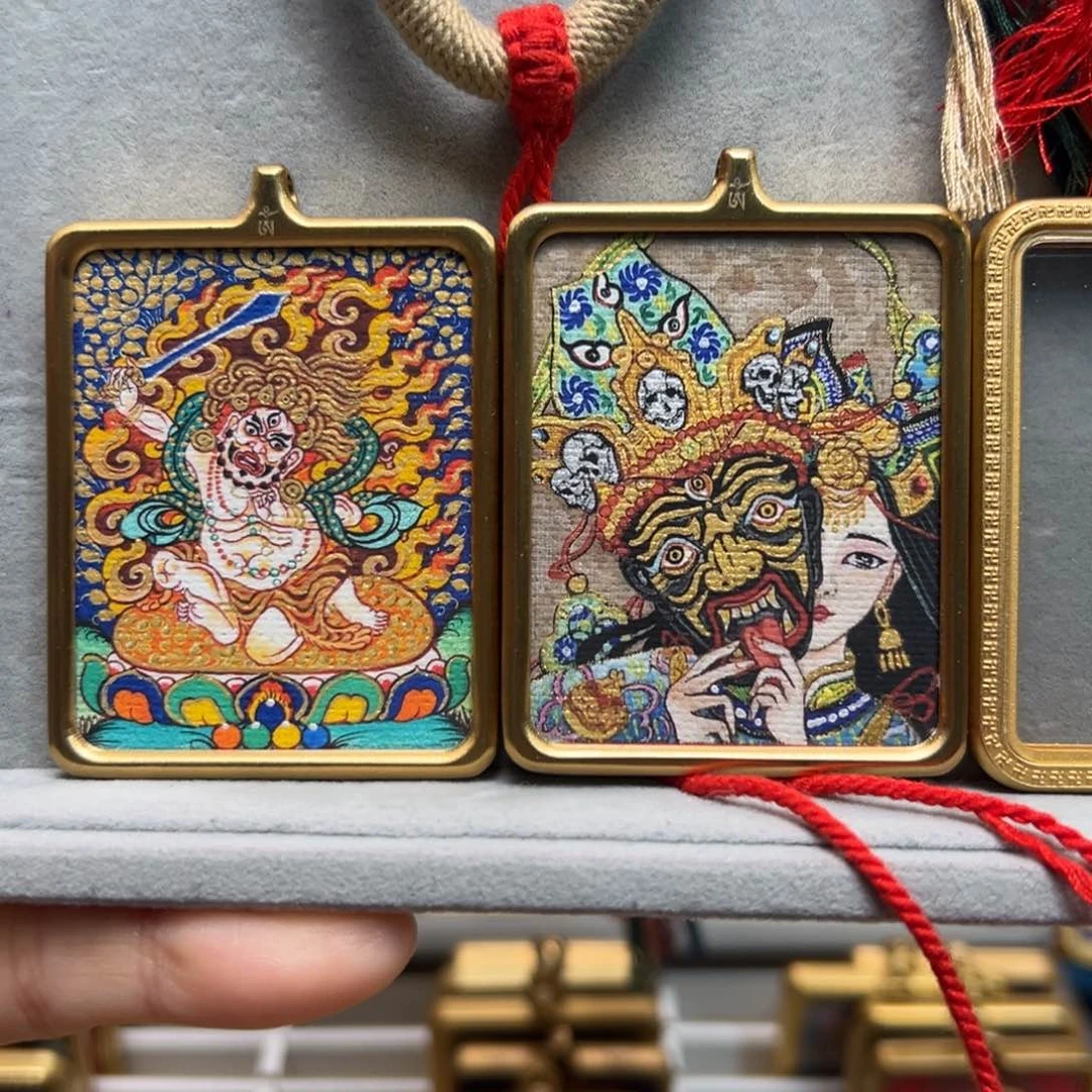 吊坠如****活双面铜壳9号绳子