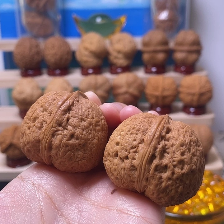 文玩核桃吊坠鸿鹄11